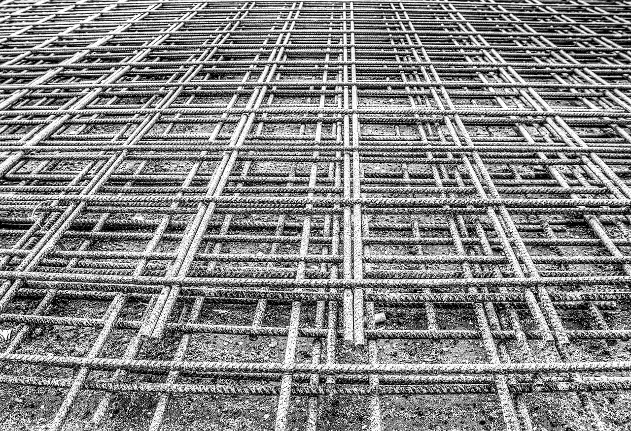 iron-railings-2834506_1280